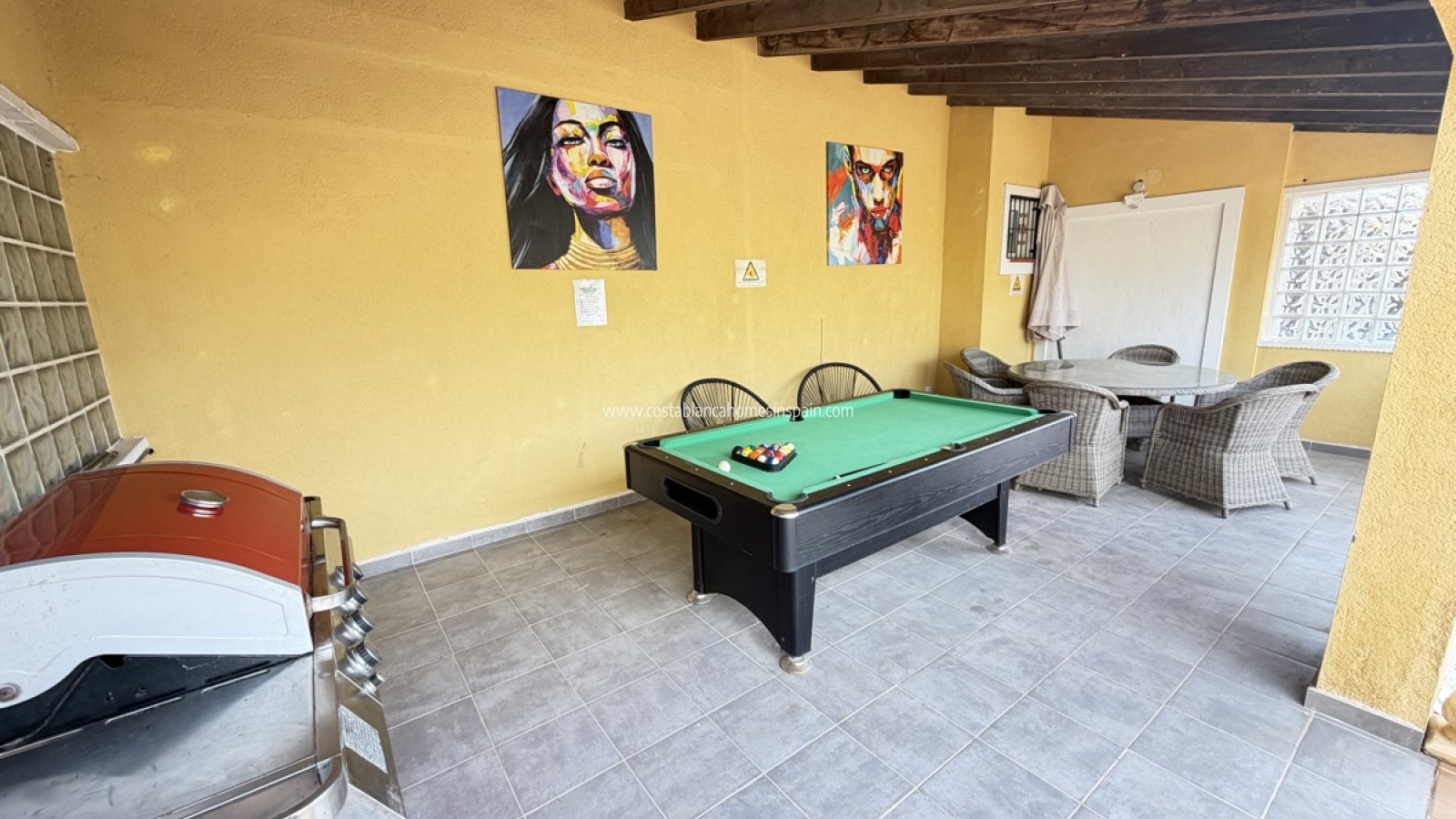 Resale - Detached Villa - Villamartin