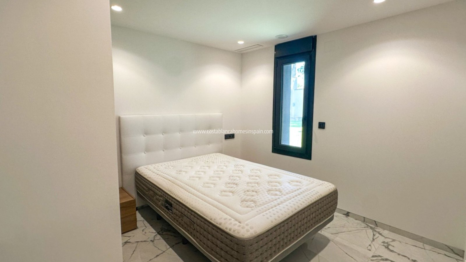 Resale - Detached Villa - Villamartin