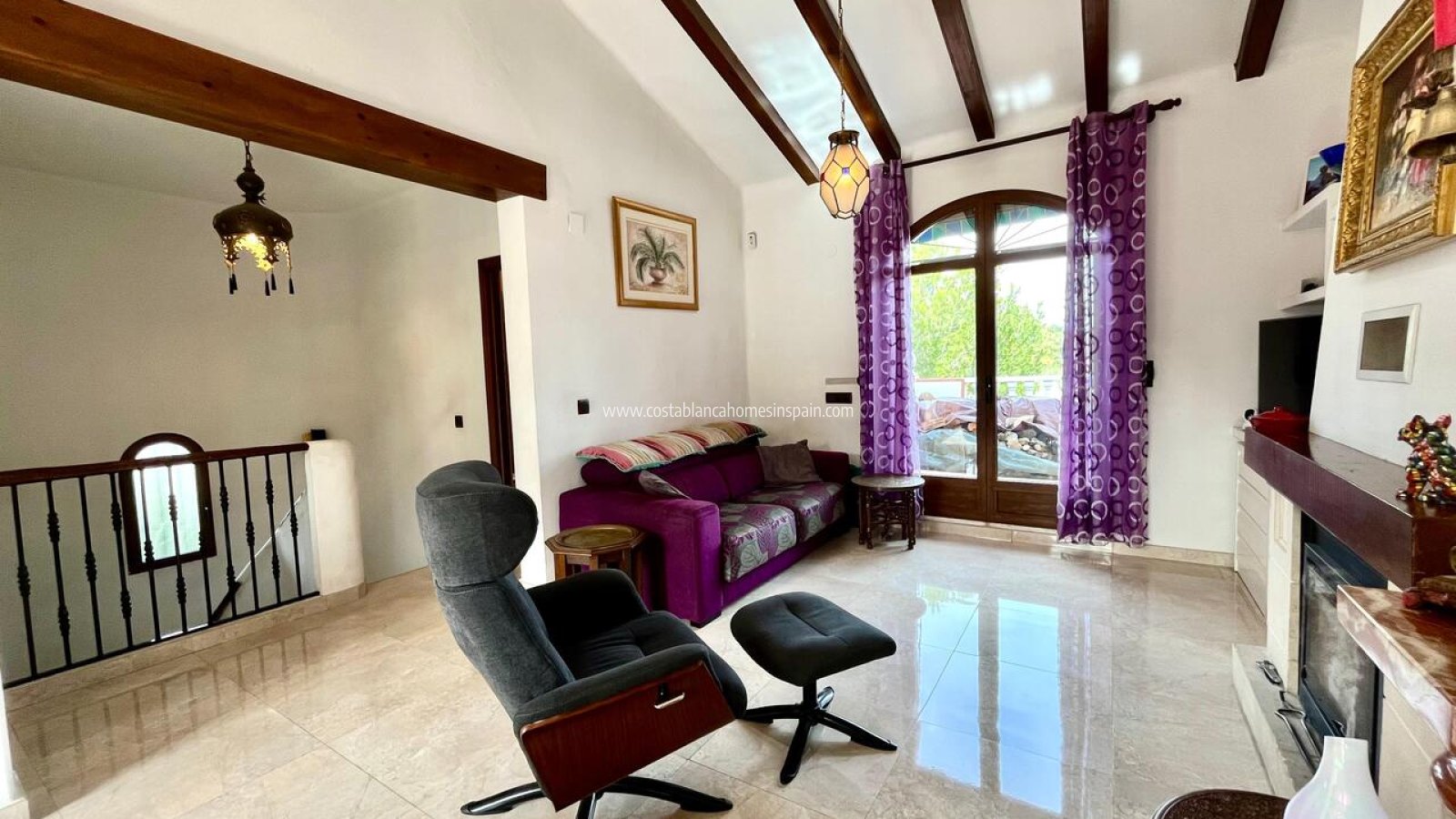 Resale - Detached Villa - Villamartin