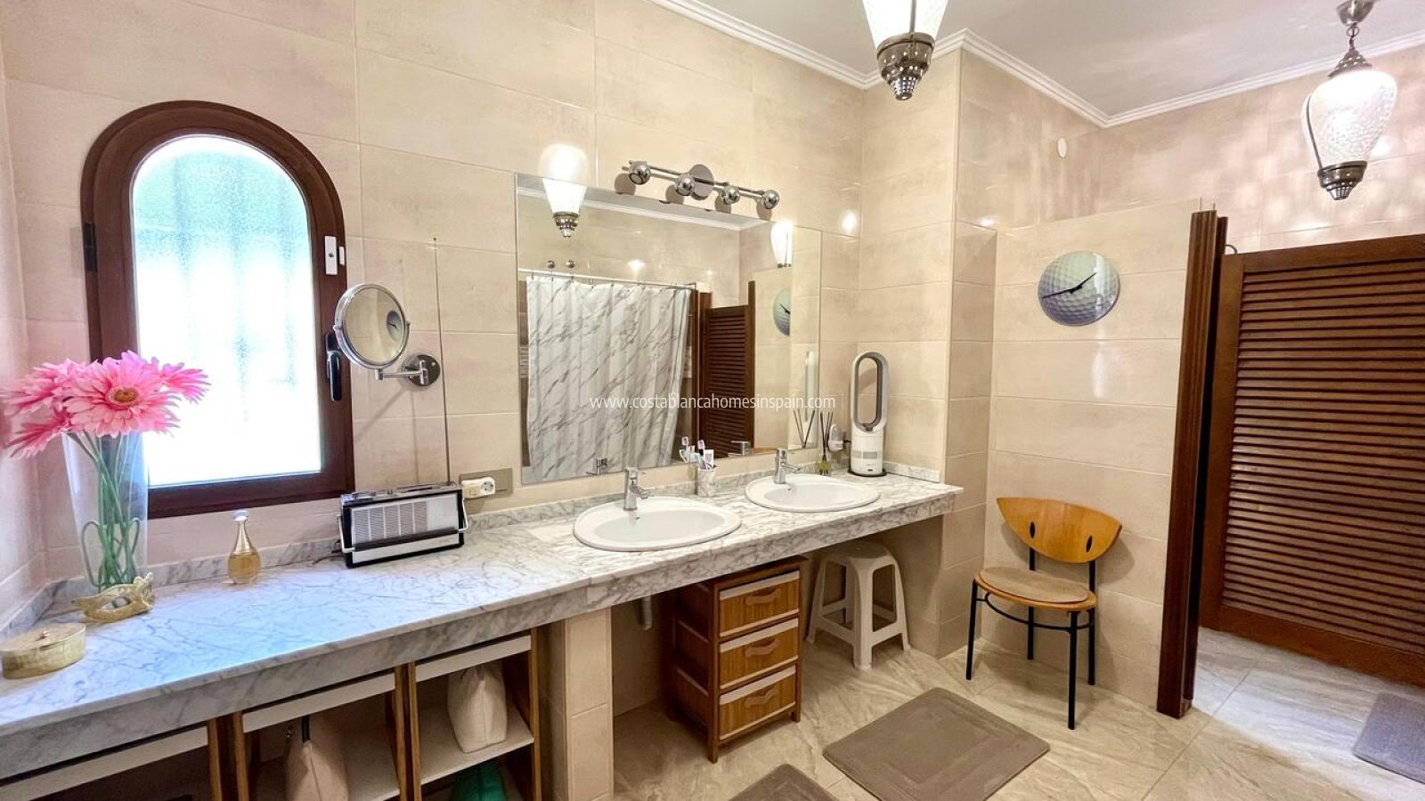 Resale - Detached Villa - Villamartin