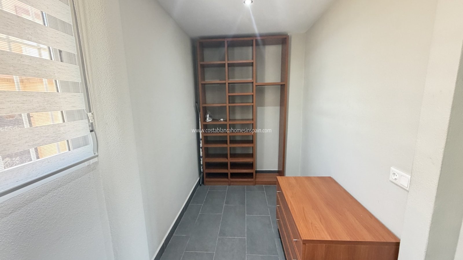 Resale - Detached Villa - Villamartin