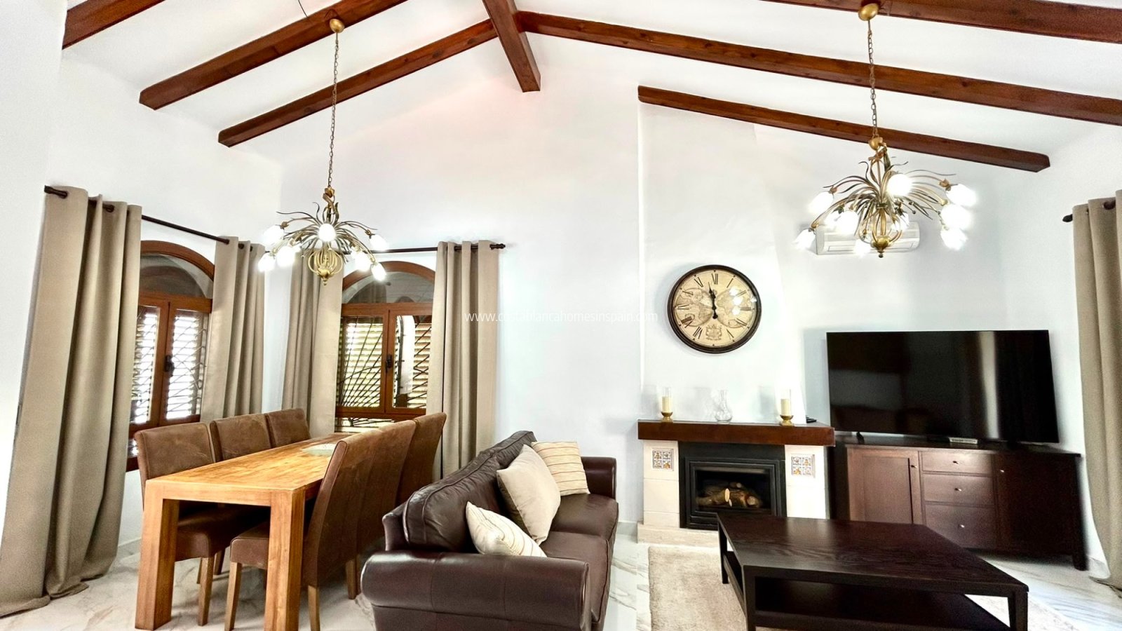 Resale - Detached Villa - Villamartin