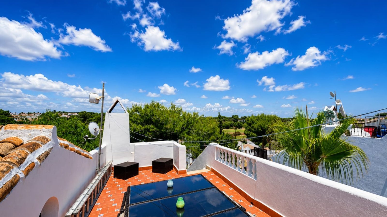 Resale - Detached Villa - Villamartin