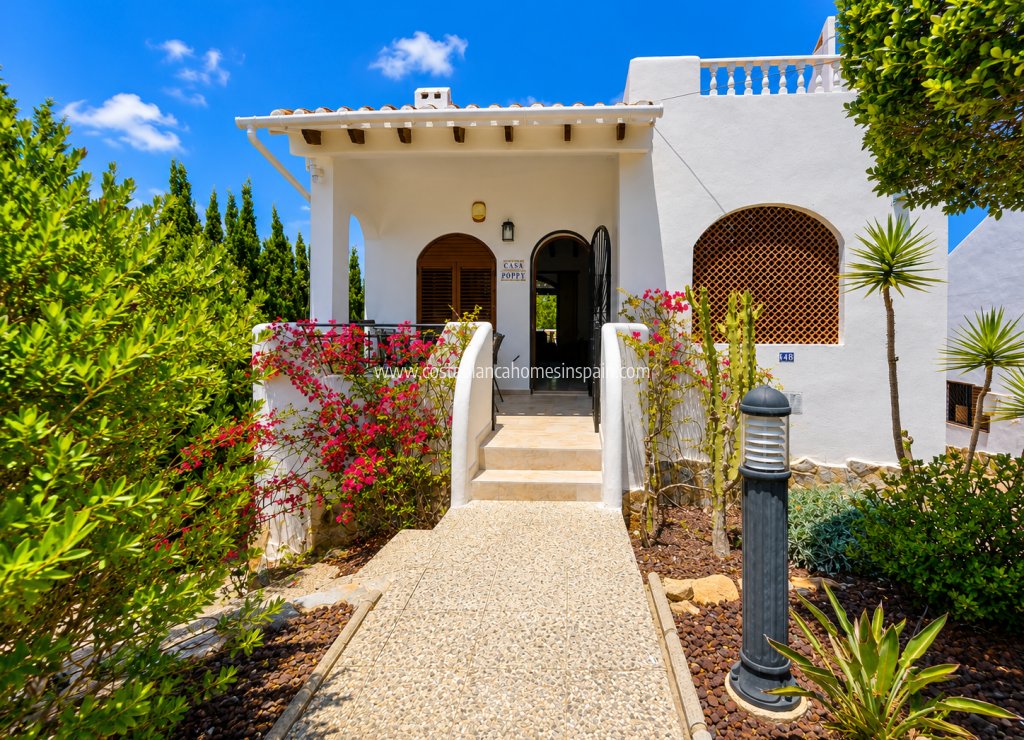 Resale - Detached Villa - Villamartin