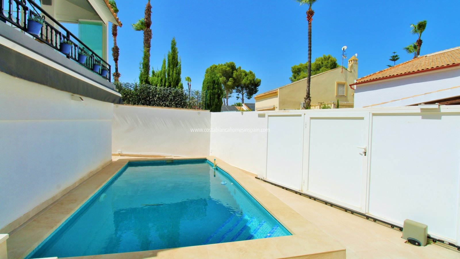 Resale - Detached Villa - Villamartin