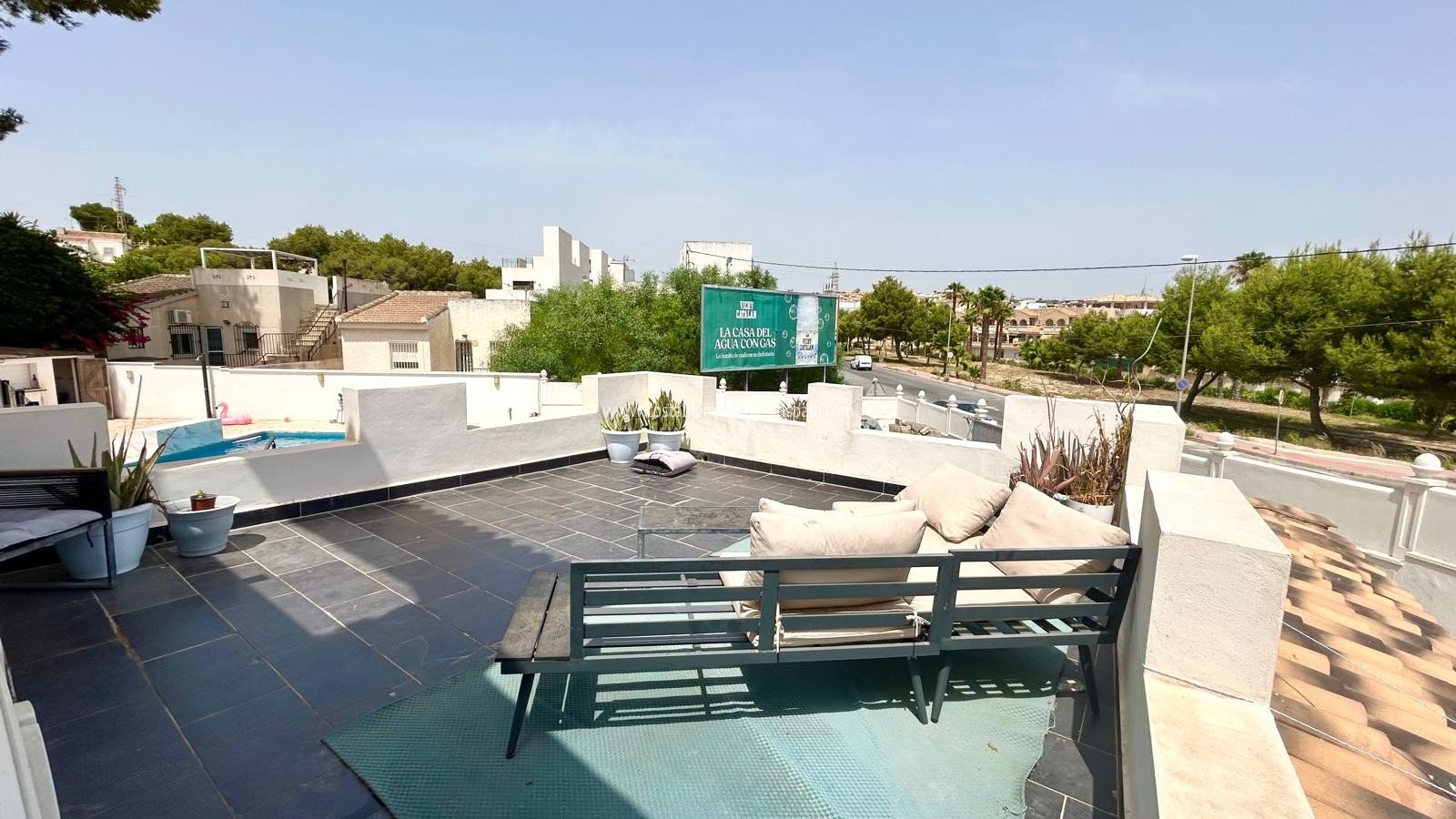 Resale - Detached Villa - Villamartin