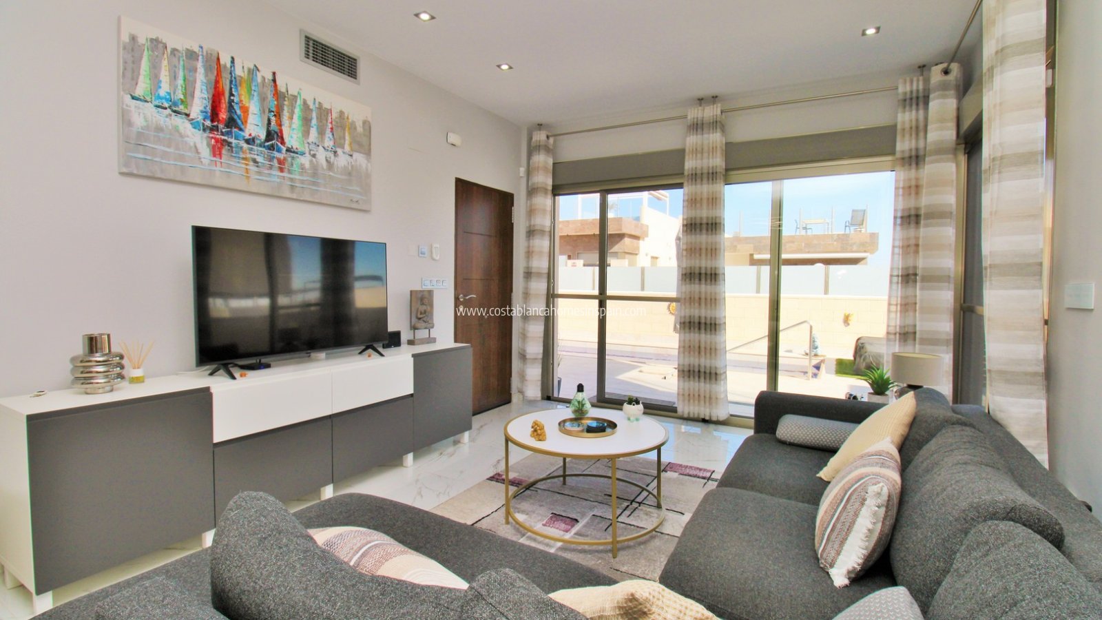 Resale - Detached Villa - Villamartin