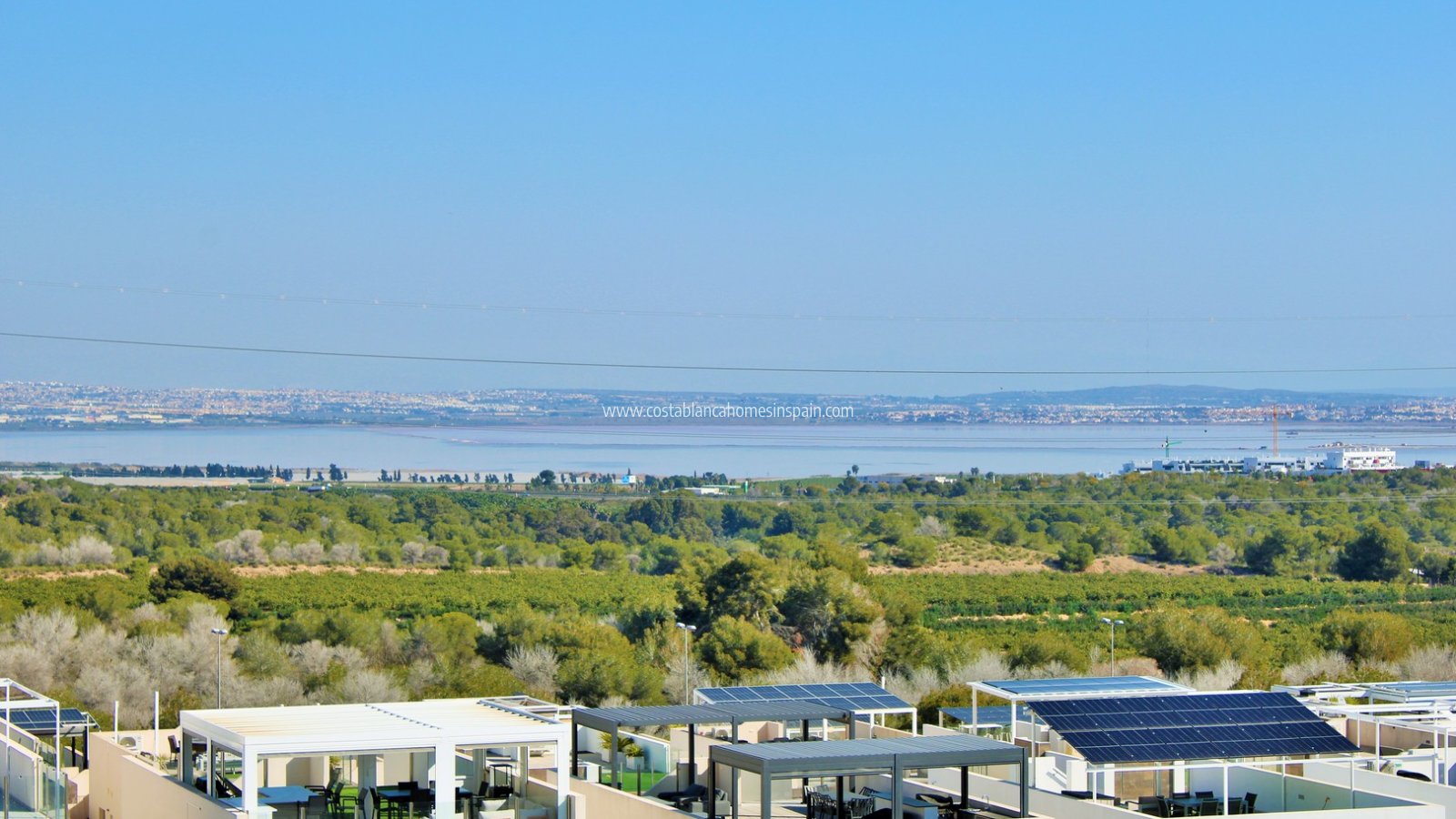 Resale - Detached Villa - Villamartin