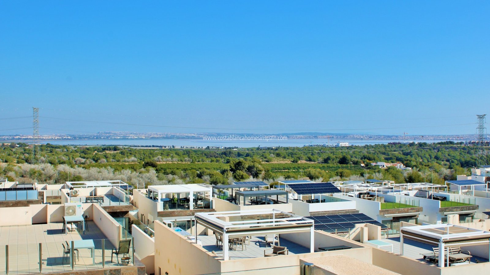 Resale - Detached Villa - Villamartin
