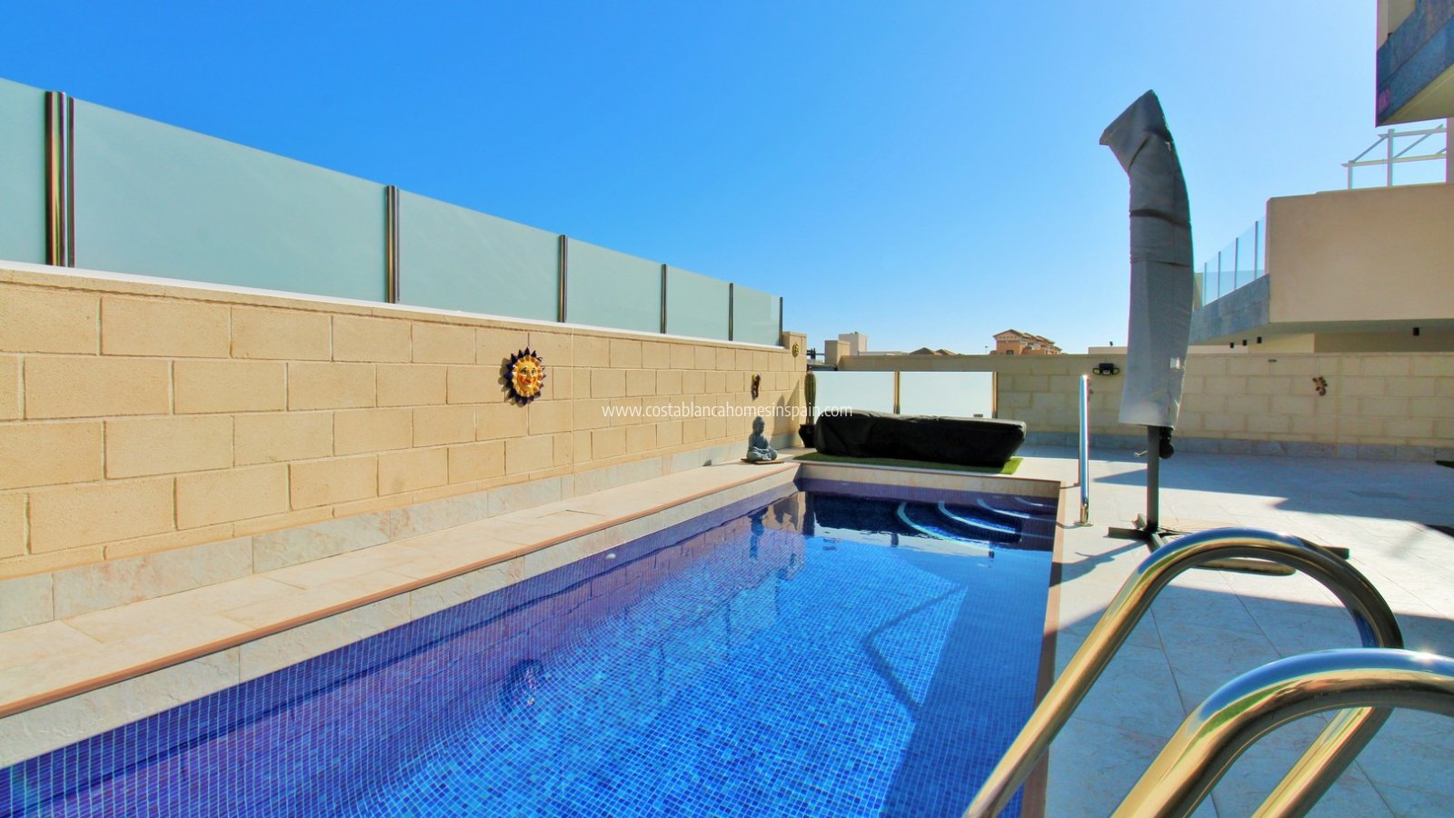 Resale - Detached Villa - Villamartin