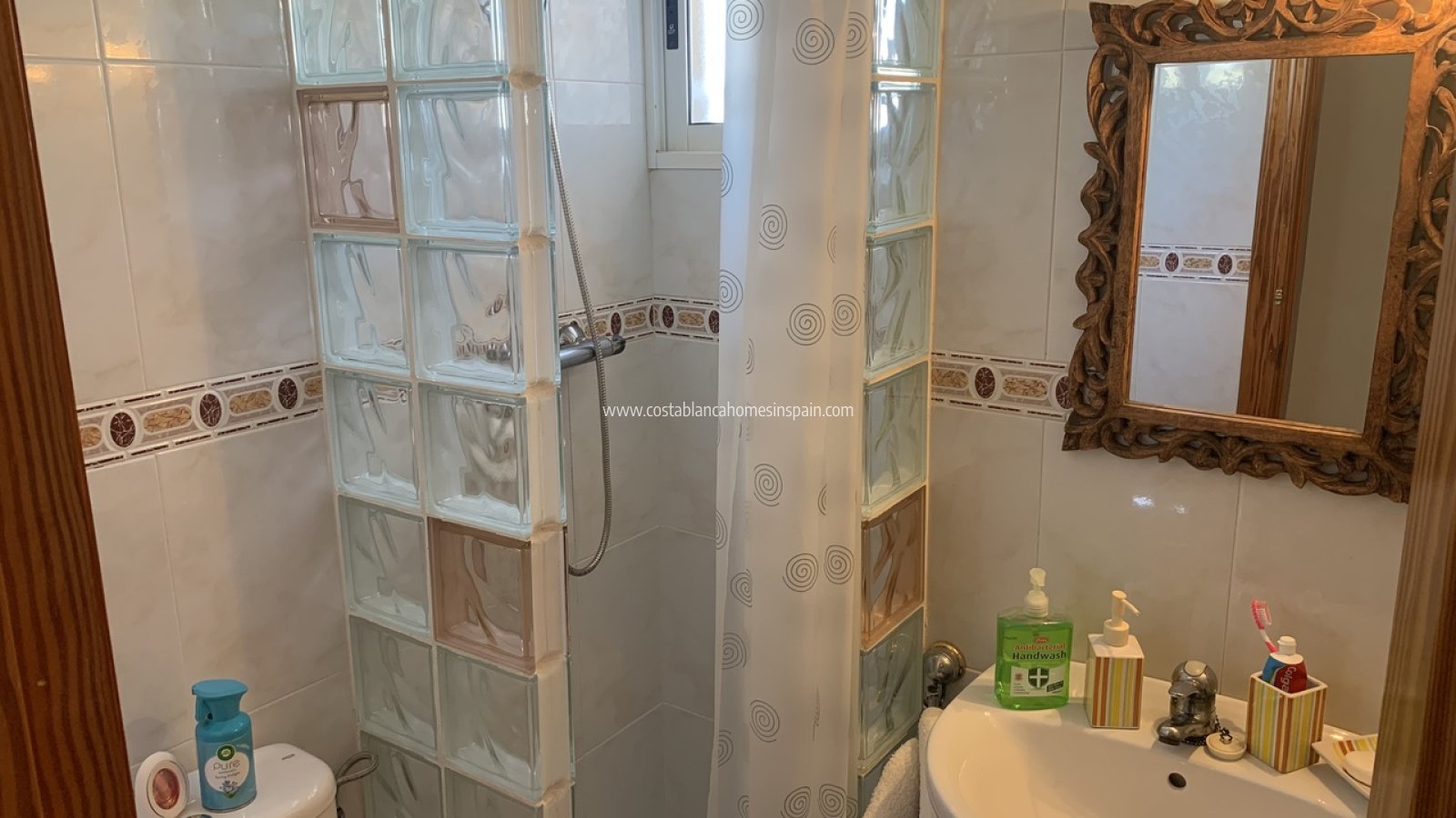 Resale - Detached Villa - Villamartin