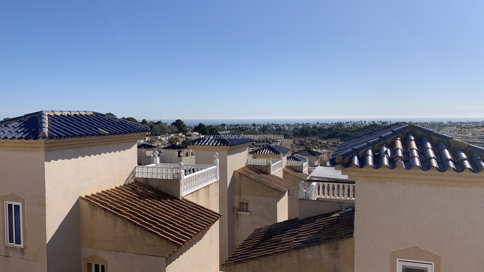 Resale - Detached Villa - Villamartin