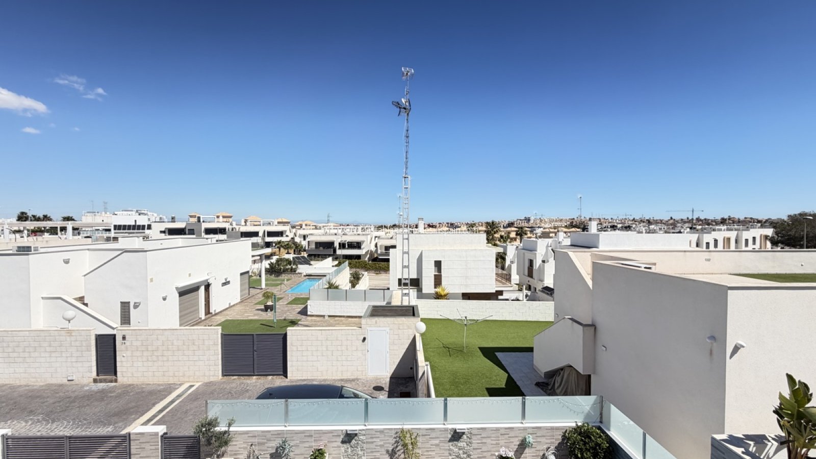 Resale - Detached Villa - Villamartin