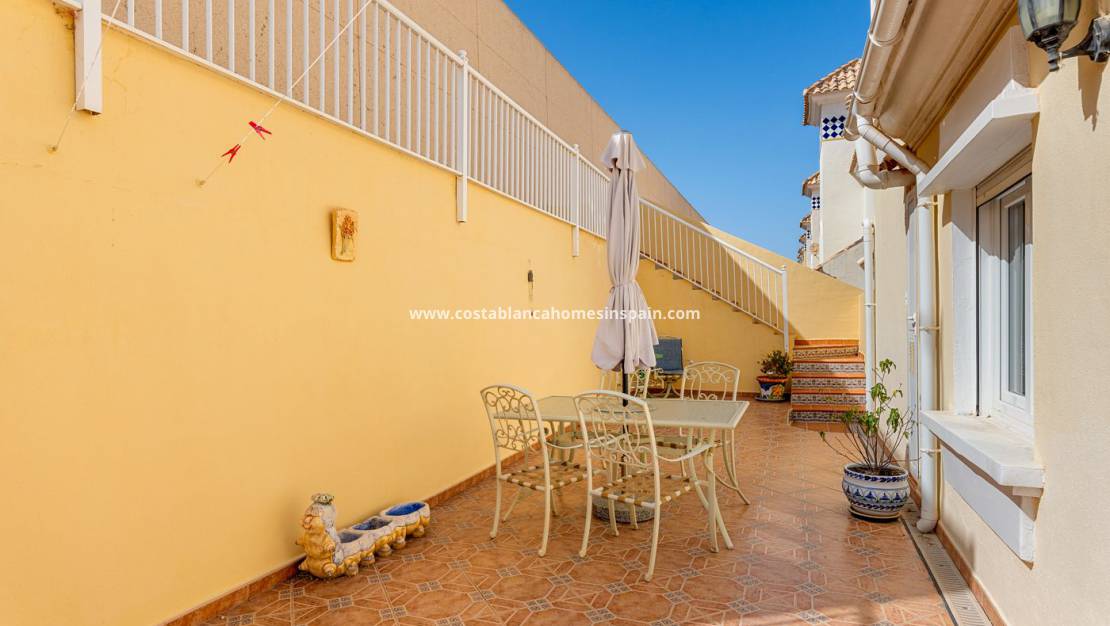 Resale - Detached Villa - Villamartin