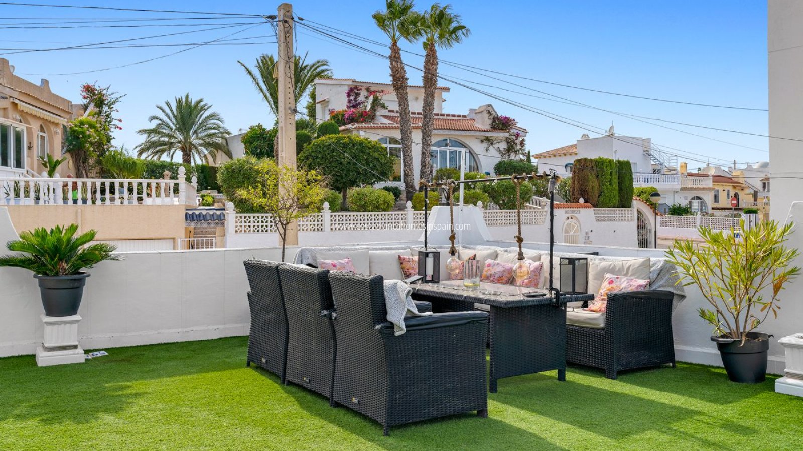 Resale - Detached Villa - Villamartin