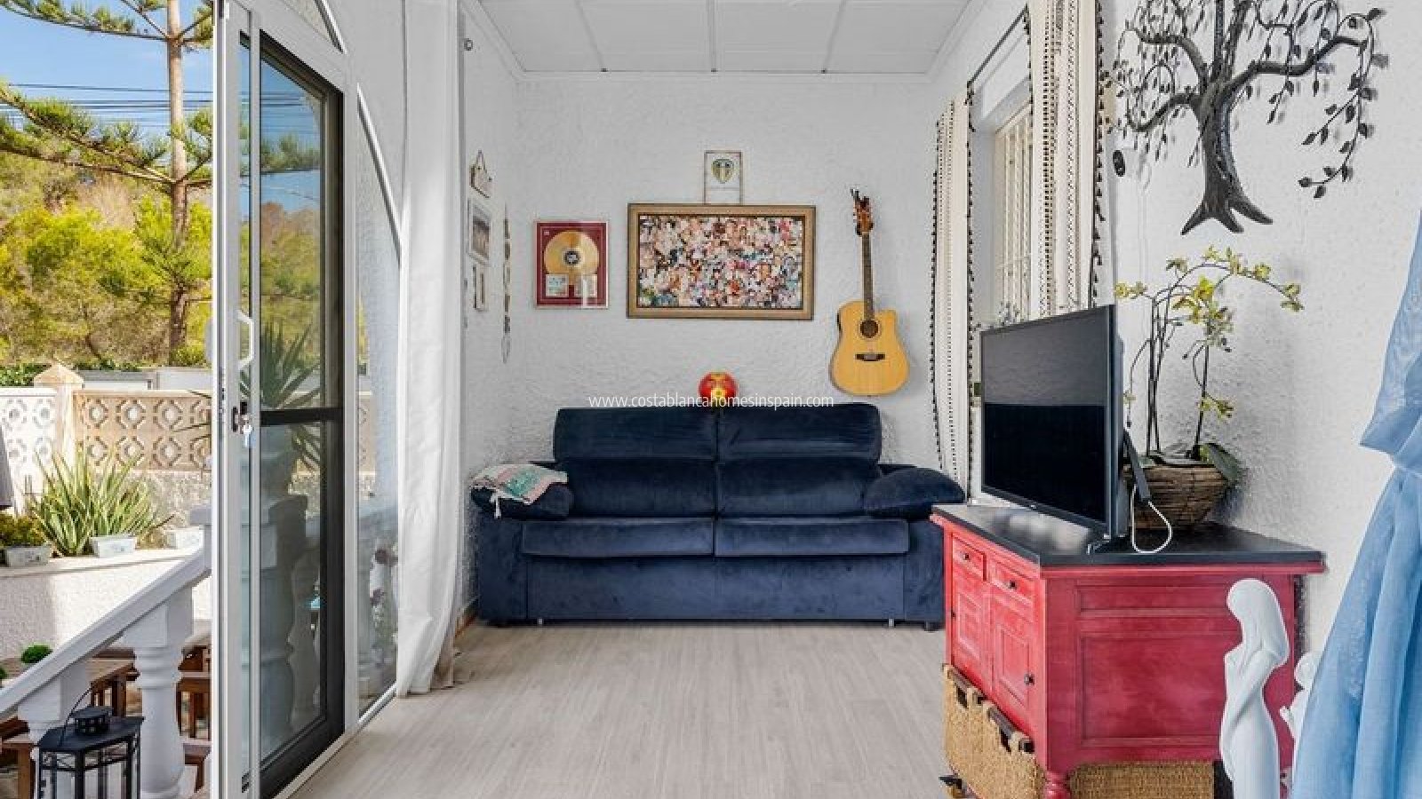 Resale - Detached Villa - Villamartin