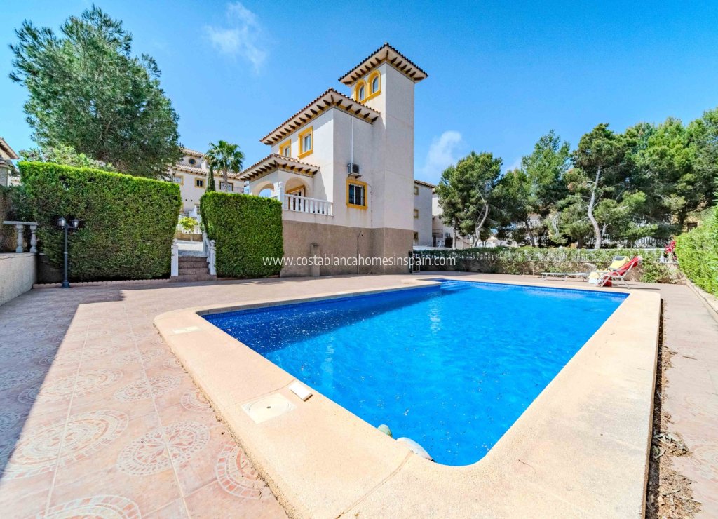 Resale - Detached Villa - Villamartin