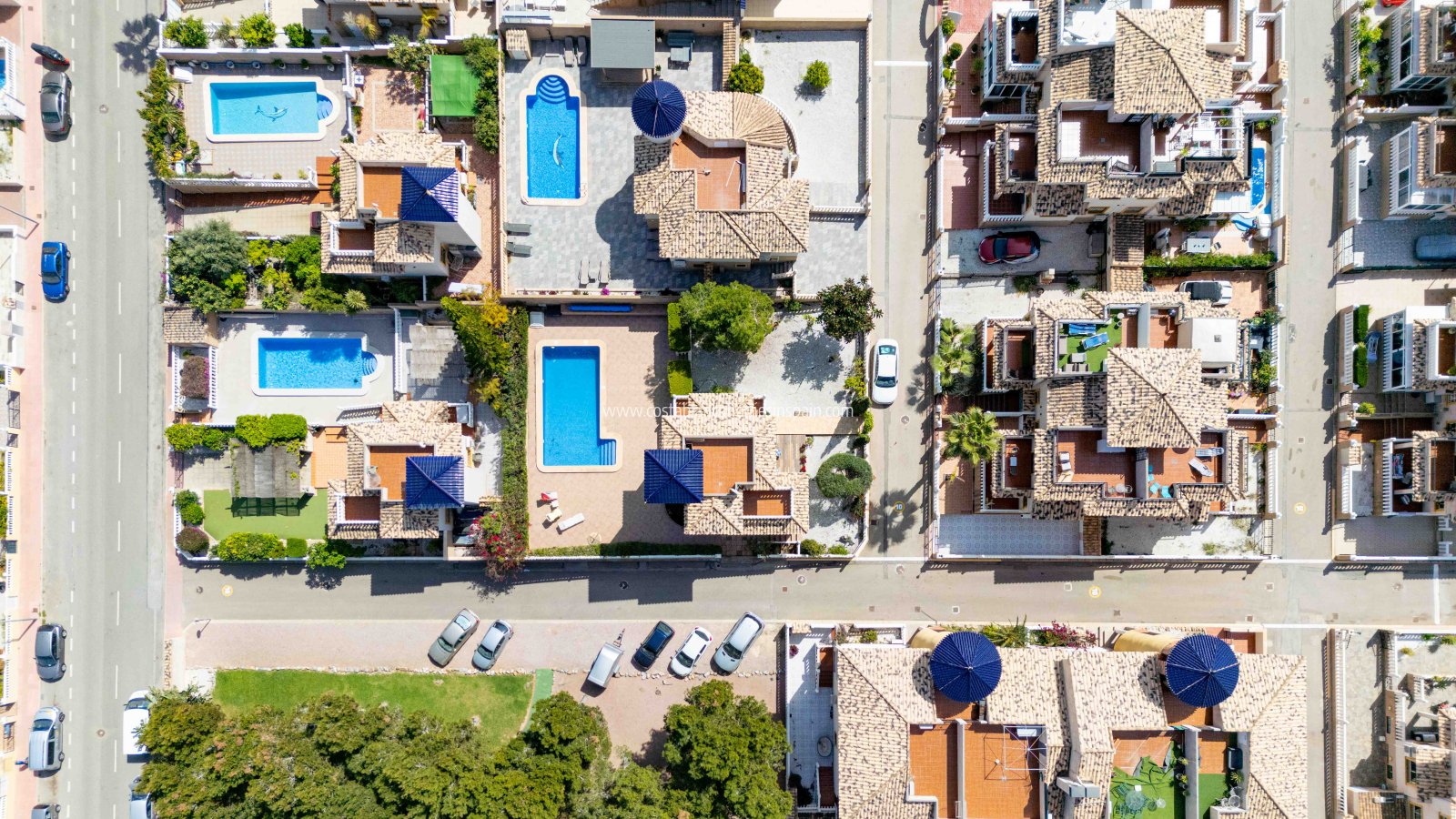 Resale - Detached Villa - Villamartin