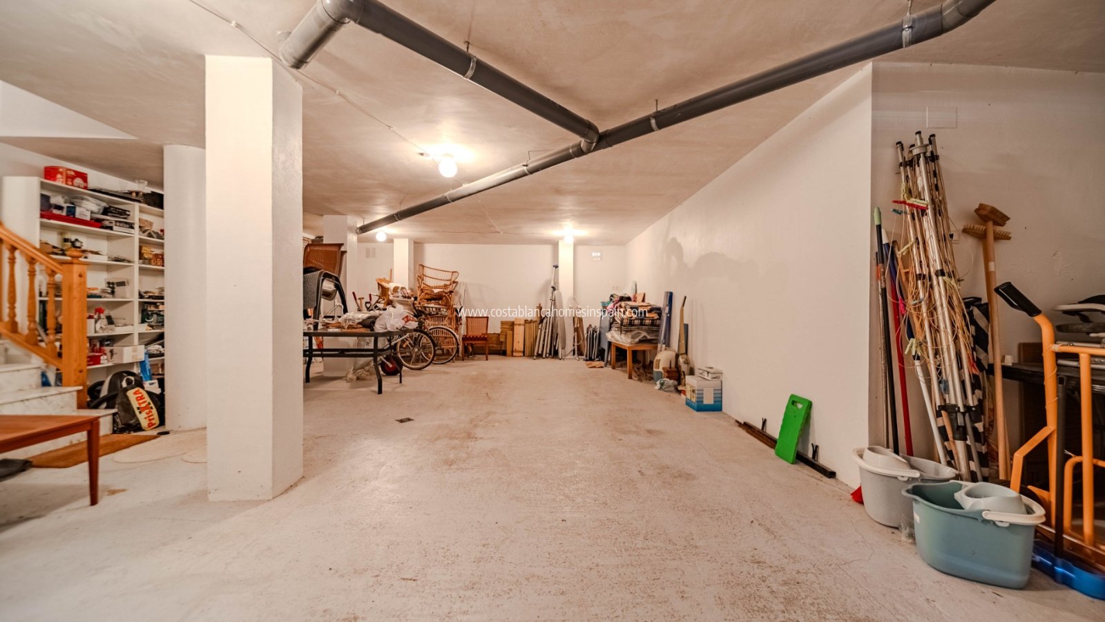 Resale - Detached Villa - Villamartin