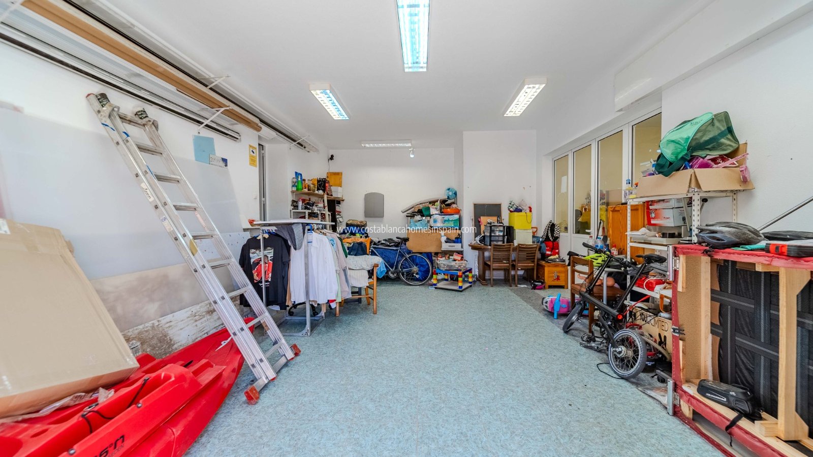 Resale - Detached Villa - Villamartin