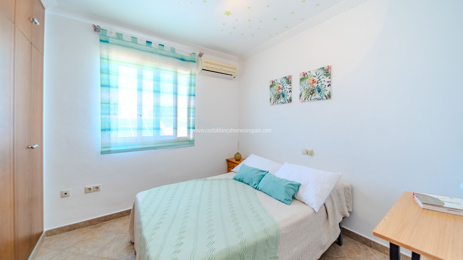 Resale - Detached Villa - Villamartin