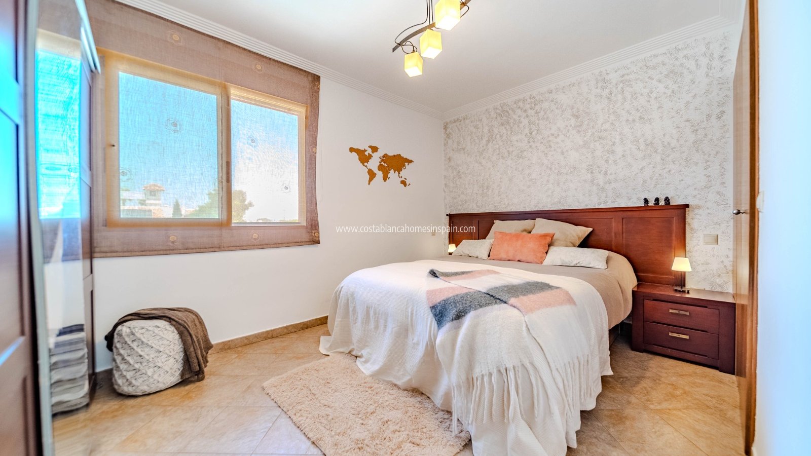 Resale - Detached Villa - Villamartin