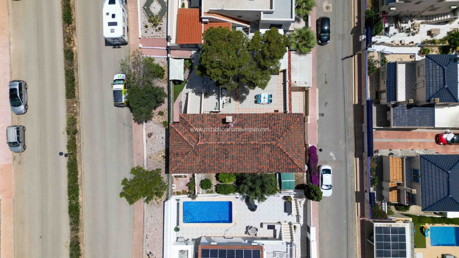 Resale - Detached Villa - Villamartin