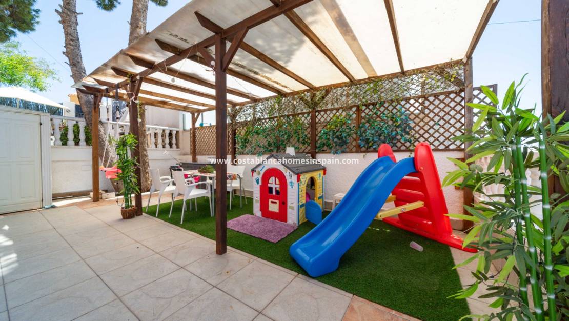 Resale - Detached Villa - Villamartin