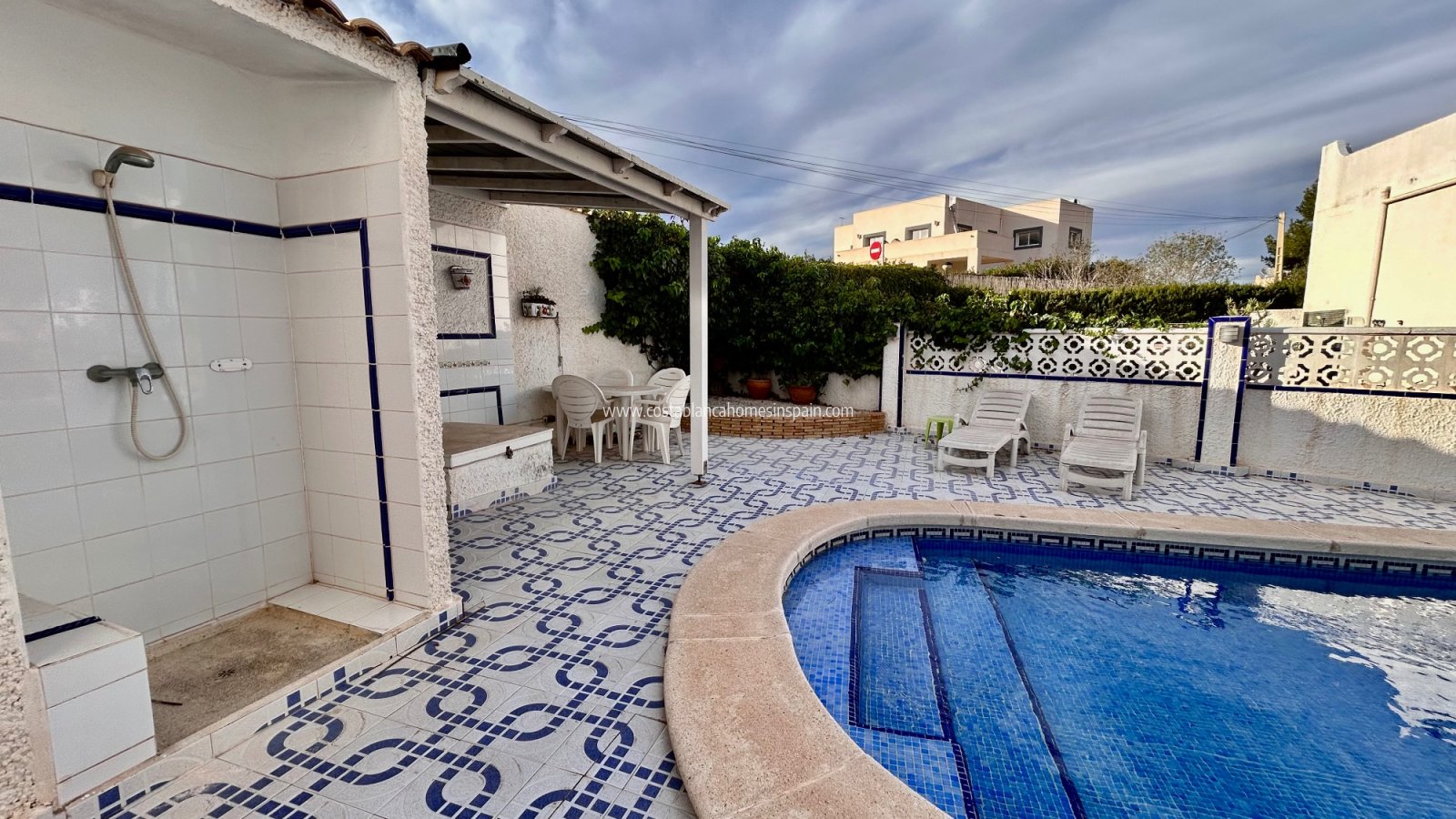 Resale - Detached Villa - Villamartin