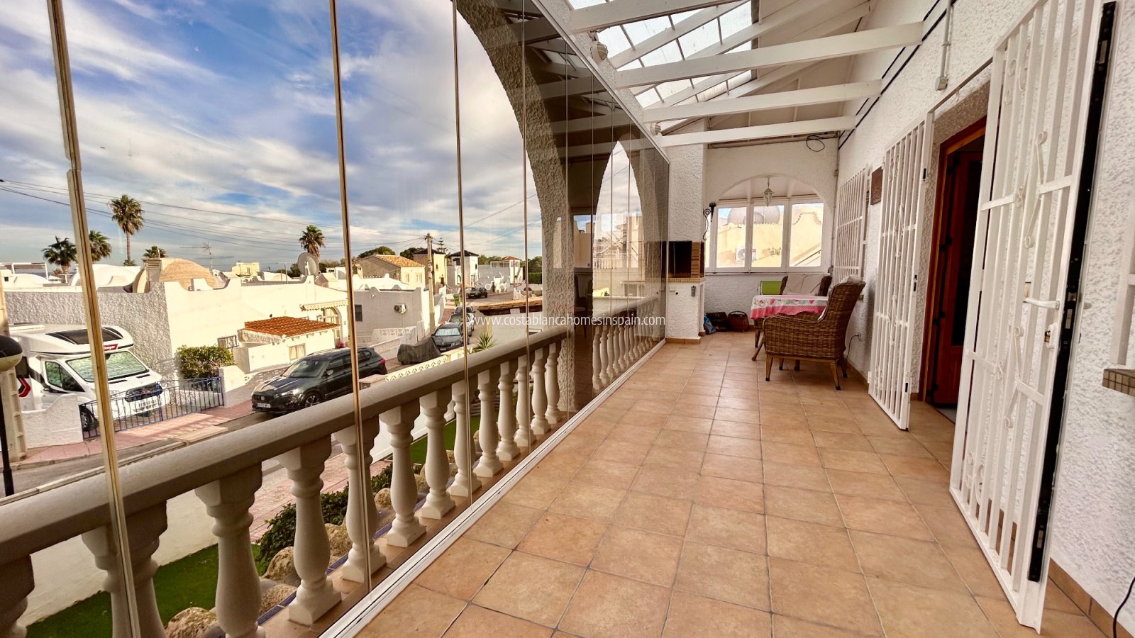 Resale - Detached Villa - Villamartin