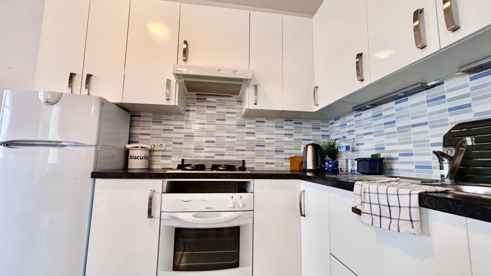 Resale - Detached Villa - Villamartin