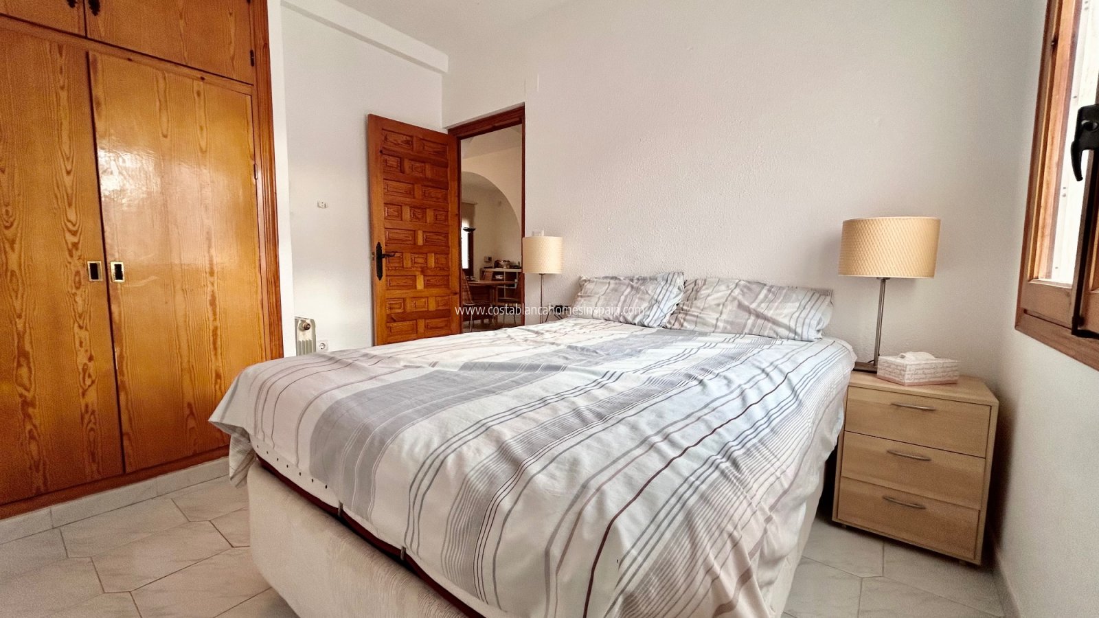 Resale - Detached Villa - Villamartin