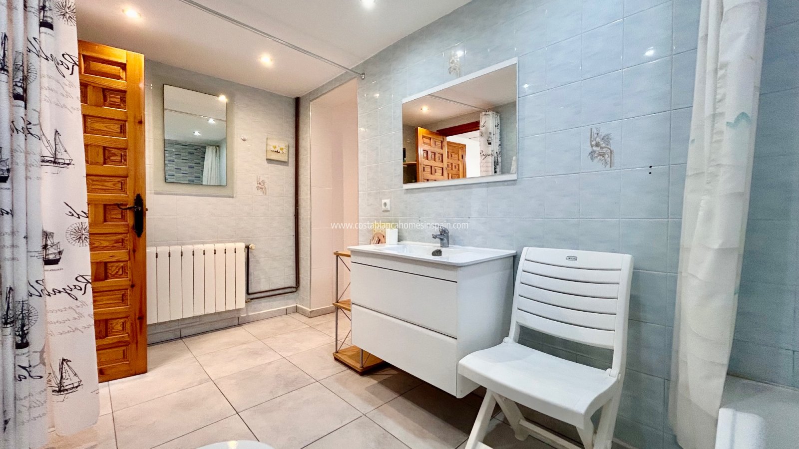 Resale - Detached Villa - Villamartin