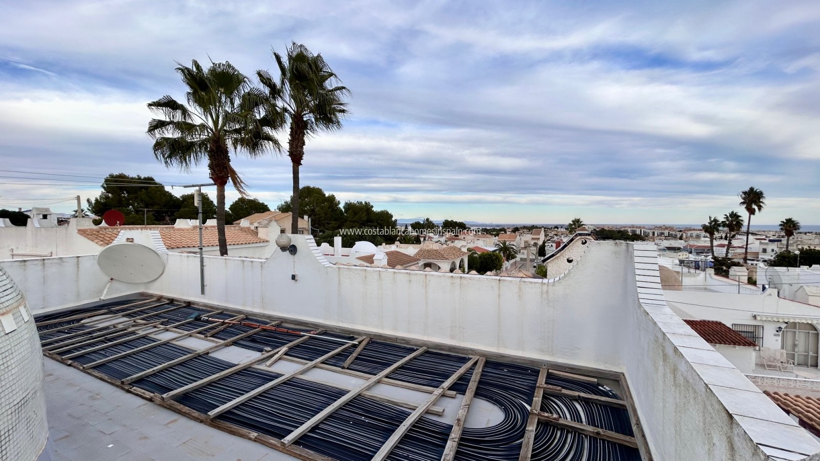 Resale - Detached Villa - Villamartin