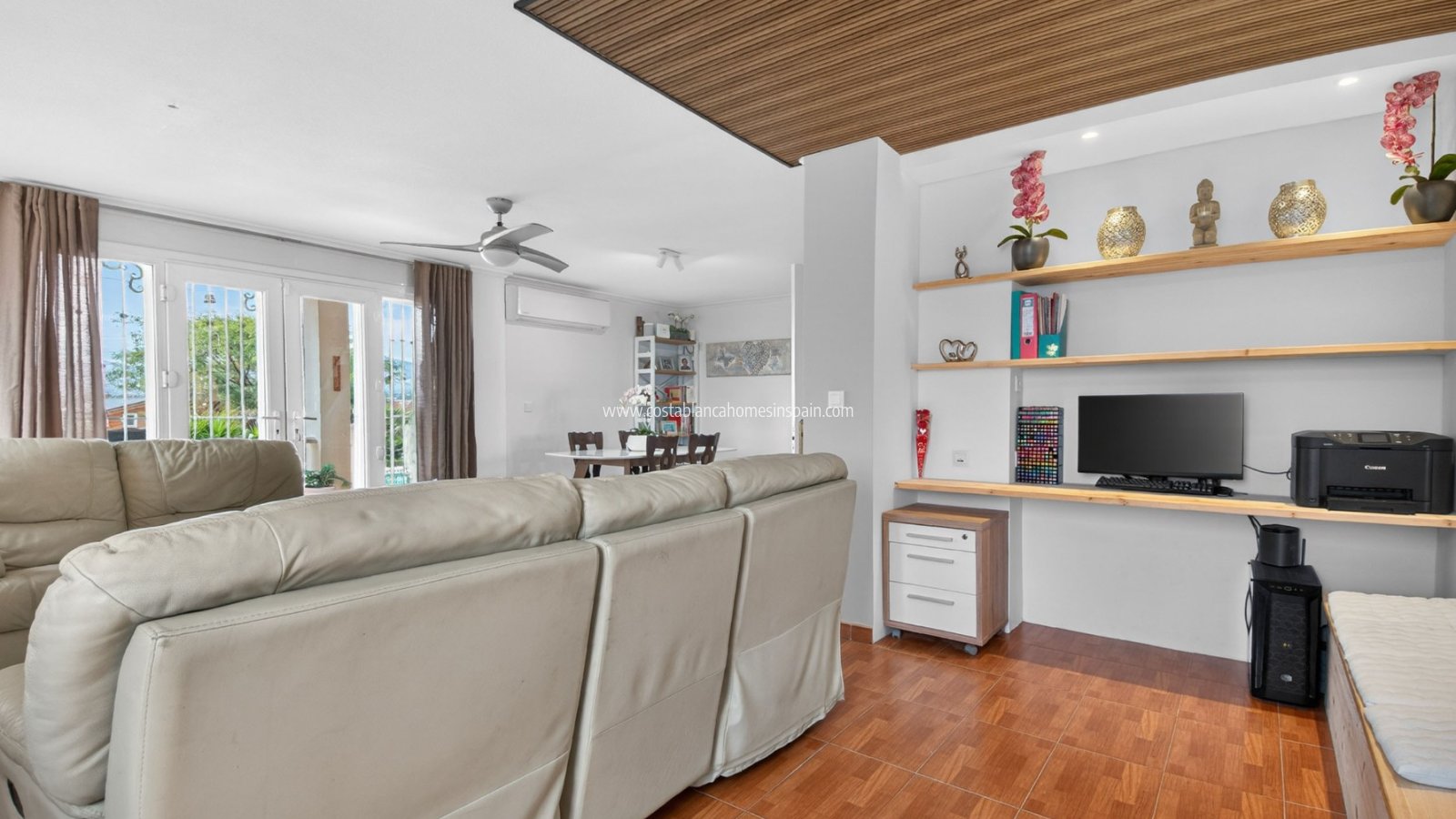 Resale - Finca - Albatera