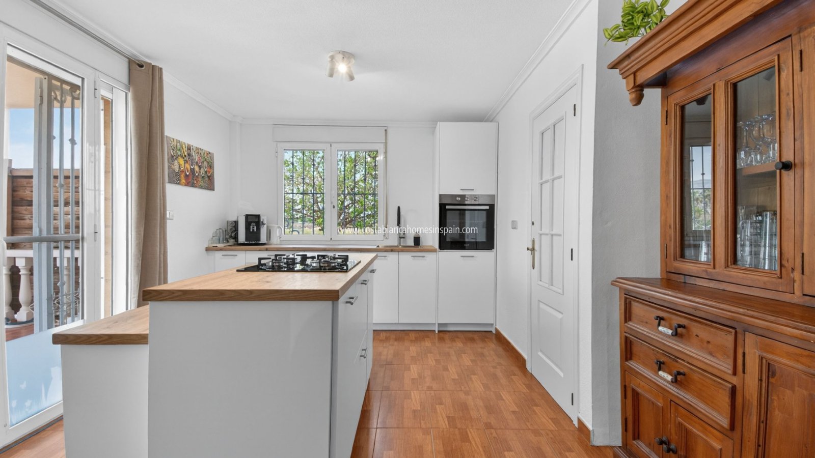 Resale - Finca - Albatera