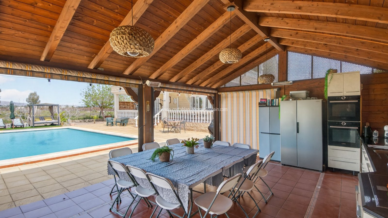 Resale - Finca - Albatera