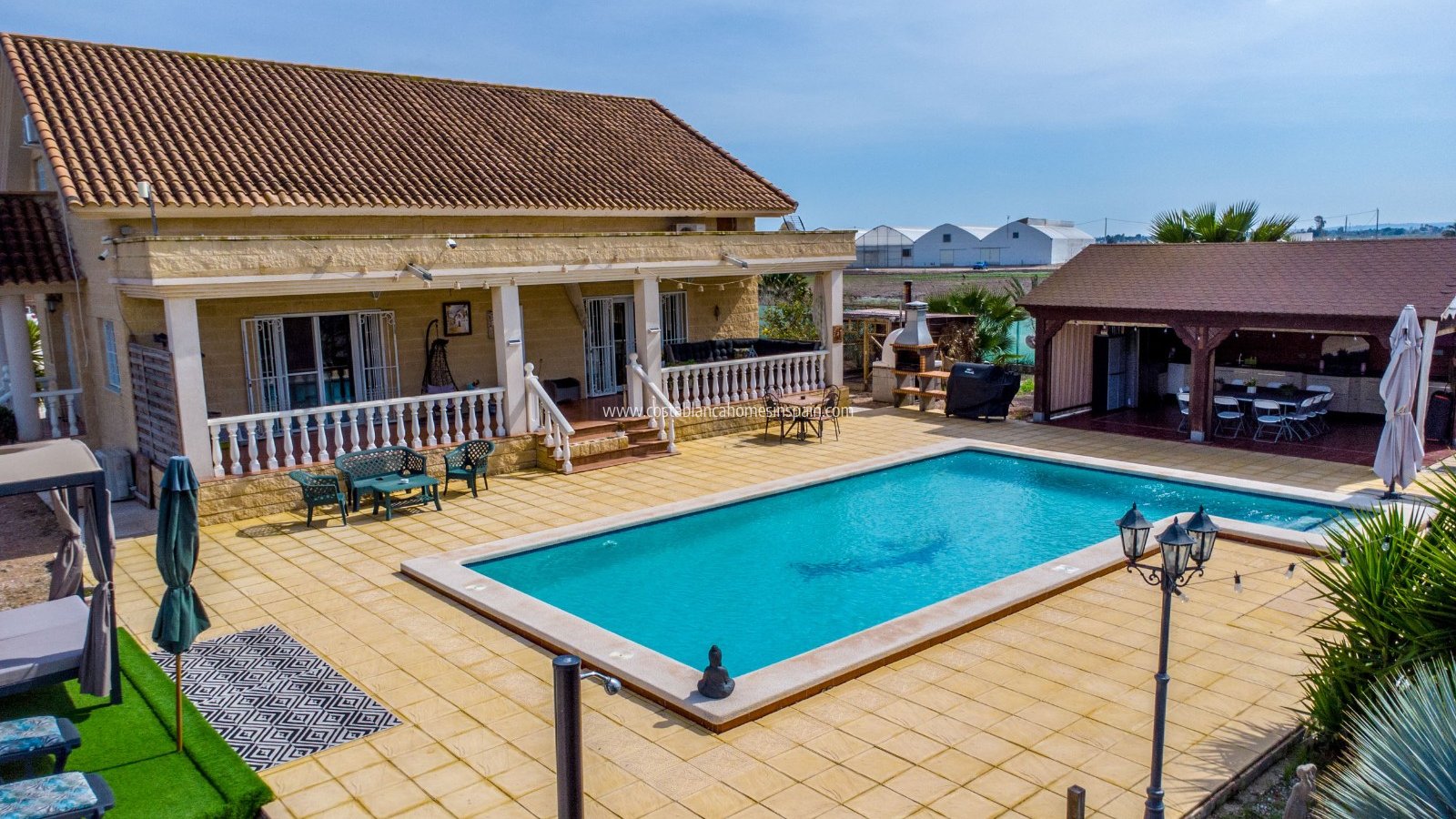 Resale - Finca - Albatera