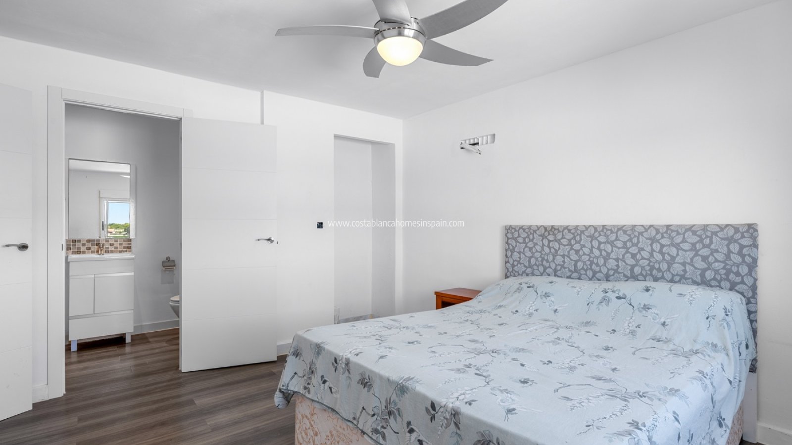 Resale - Finca - Los Montesinos - La herrada