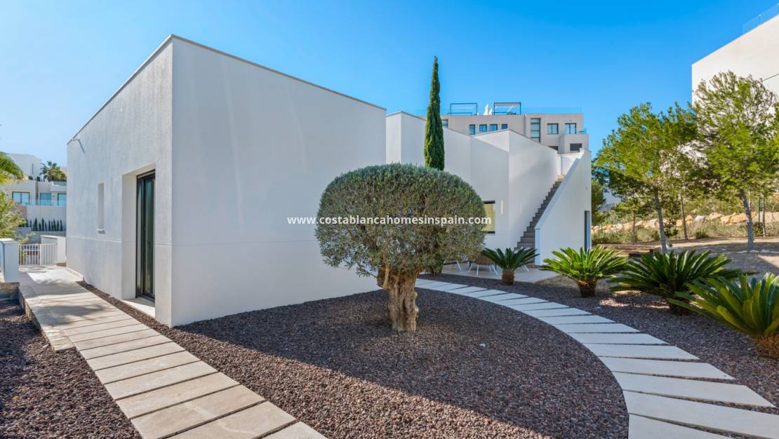 Resale -  - Las Colinas Golf