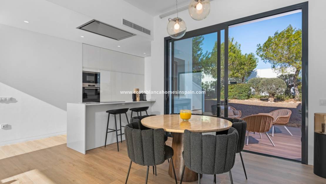 Resale -  - Las Colinas Golf