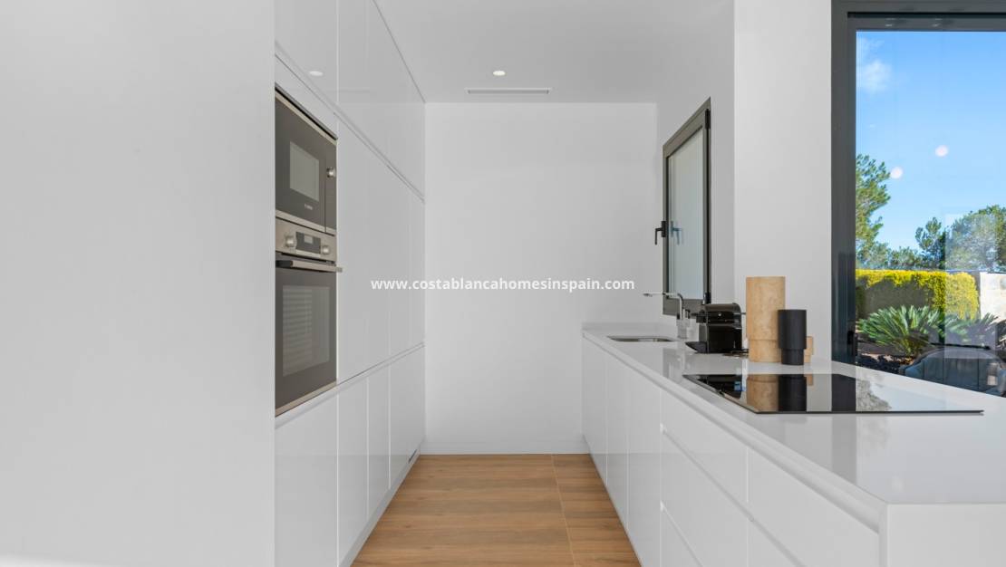 Resale -  - Las Colinas Golf