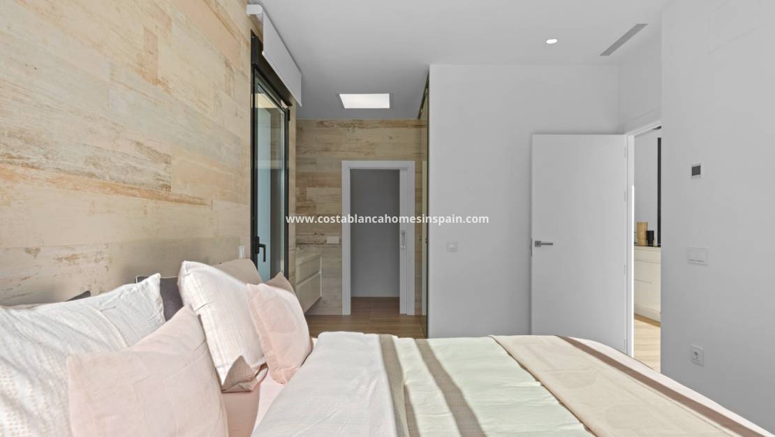 Resale -  - Las Colinas Golf