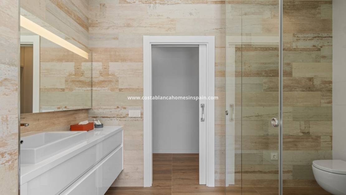 Resale -  - Las Colinas Golf