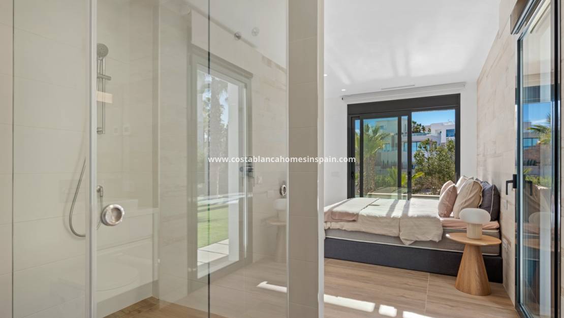 Resale -  - Las Colinas Golf