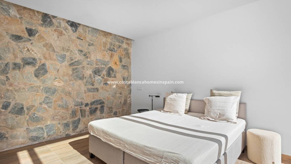 Resale -  - Las Colinas Golf