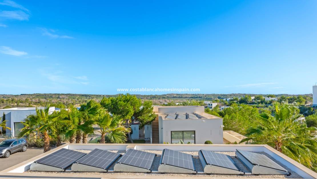 Resale -  - Las Colinas Golf