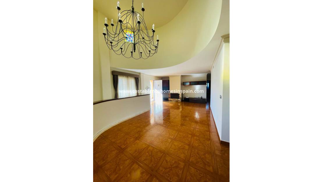 Resale -  - LOS BALCONES