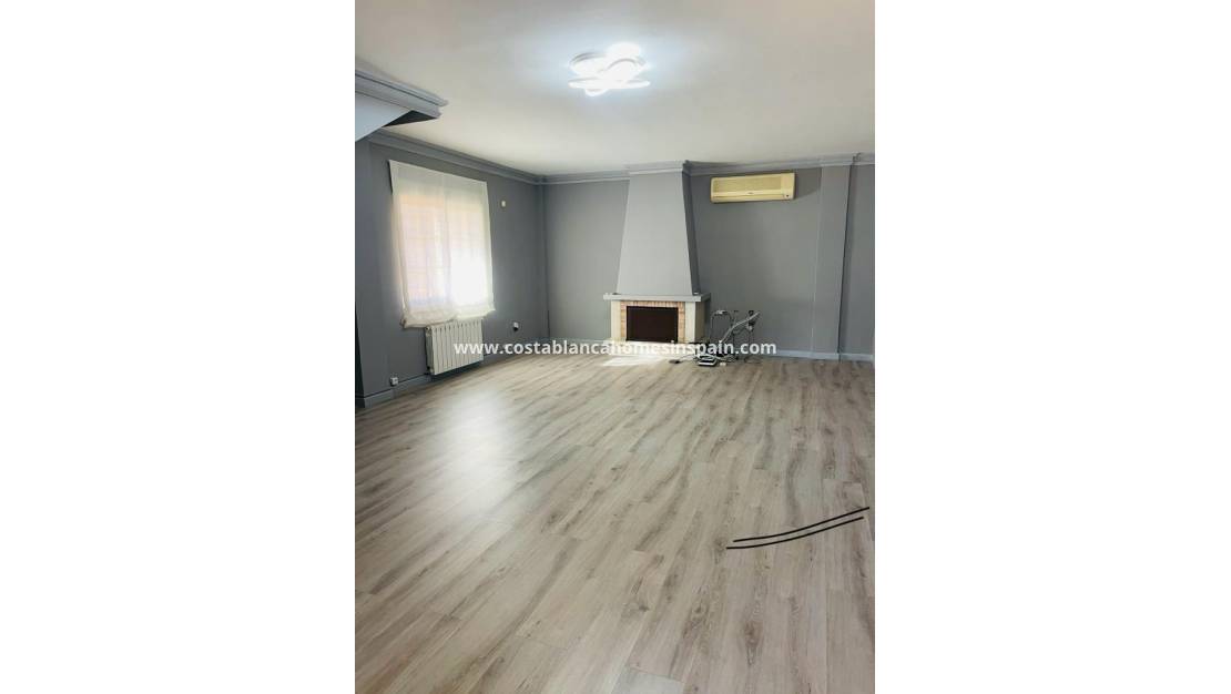 Resale -  - LOS BALCONES