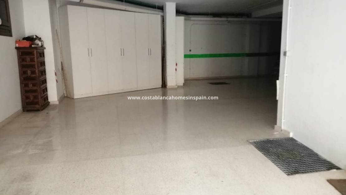 Resale -  - Orihuela